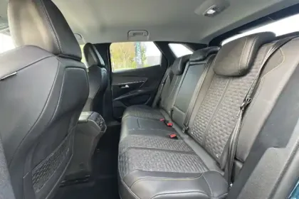 Photo 9 Peugeot 3008 Gén. II Ph2 Roadtrip 5