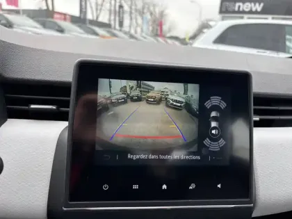 Photo 33 Renault Clio  E-Tech hybride 145