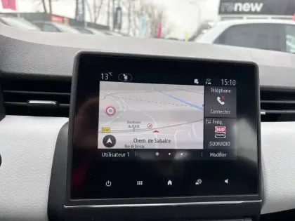 Photo 29 Renault Clio  E-Tech hybride 145