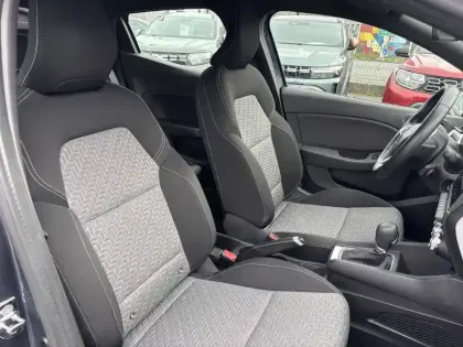Photo 16 Renault Clio  E-Tech 140 - 21N