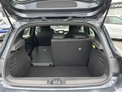 Photo 14 Renault Clio  E-Tech hybride 145