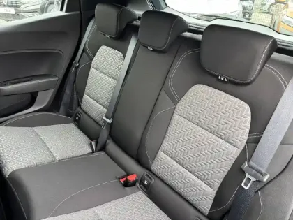 Photo 24 Renault Clio  E-Tech hybride 145