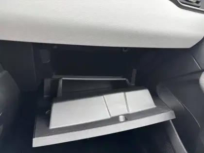 Photo 39 Renault Clio  E-Tech hybride 145