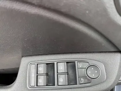 Photo 22 Renault Clio  E-Tech hybride 145