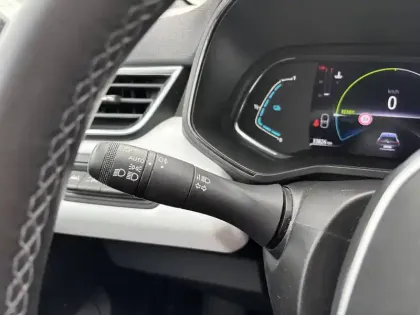 Photo 25 Renault Clio  E-Tech hybride 145