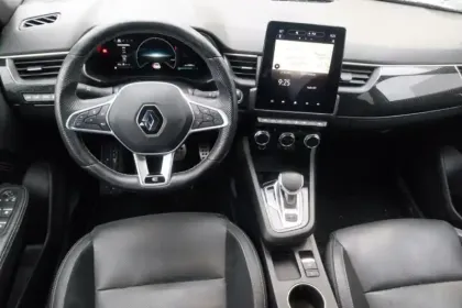 Photo 8 Renault Arkana  E-Tech hybride 145 - 22