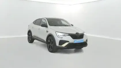 Photo 69 Renault Arkana  E-Tech hybride 145 - 22