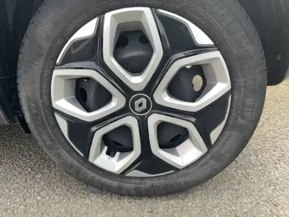 Photo 19 Renault Twingo  III E-Tech