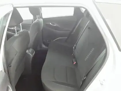 Photo 11 Hyundai I30  SW 1.6 CRDi 115 DCT-7