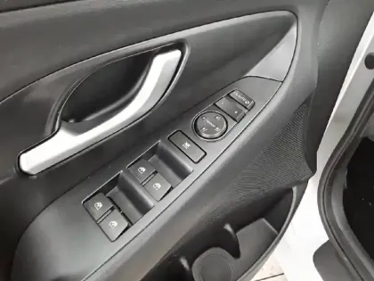 Photo 19 Hyundai I30  SW 1.6 CRDi 115 DCT-7