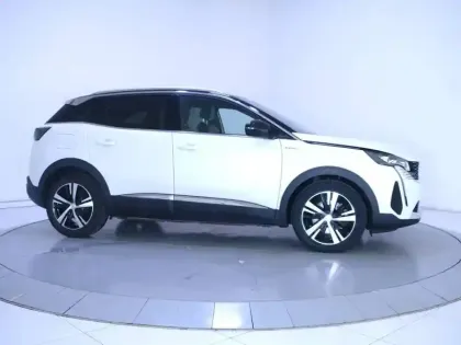 Photo 119 Peugeot 3008  Hybrid 225 e-EAT8