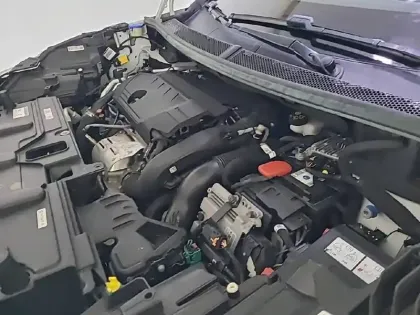 Photo 94 Peugeot 3008  Hybrid 225 e-EAT8