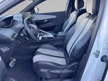 Photo 10 Peugeot 3008  Hybrid 225 e-EAT8