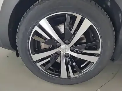 Photo 92 Peugeot 3008  Hybrid 225 e-EAT8