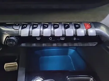 Photo 68 Peugeot 3008 Gén. II Ph2 GT 5