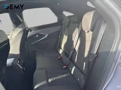 Photo 71 Peugeot 3008  Hybrid 145 e-DCS6