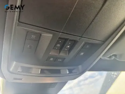 Photo 89 Peugeot 3008  Hybrid 145 e-DCS6