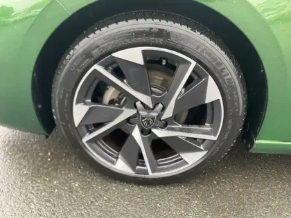 Photo 12 Peugeot 308  PureTech 130ch S&S EAT8