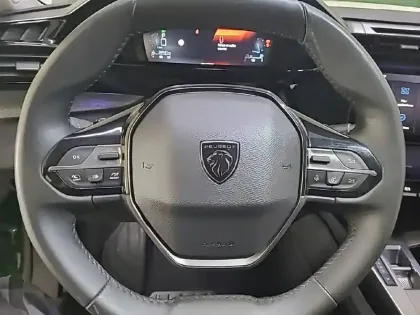 Photo 59 Peugeot 308  PureTech 130ch S&S EAT8