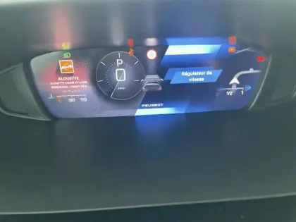 Photo 18 Peugeot 308  PureTech 130ch S&S EAT8