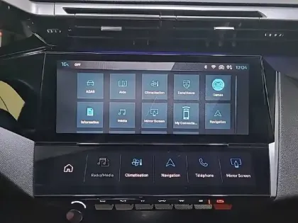 Photo 105 Peugeot 308  PureTech 130ch S&S EAT8