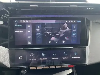 Photo 17 Peugeot 308  PureTech 130ch S&S EAT8