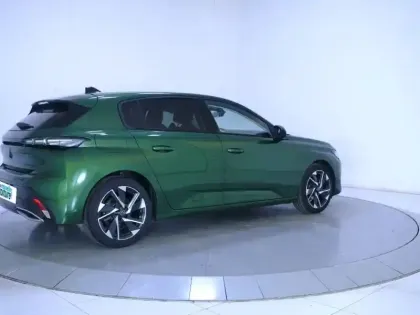 Photo 55 Peugeot 308  PureTech 130ch S&S EAT8