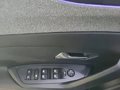 Photo 49 Peugeot 308 Gén. III Ph1 Allure Pack 5