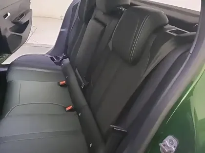 Photo 93 Peugeot 308  PureTech 130ch S&S EAT8