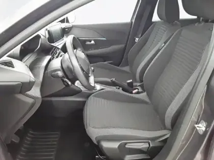 Photo 34 Peugeot 208  PureTech 100 S&S BVM6