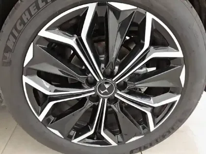 Photo 12 DS DS 4  PureTech 130 EAT8