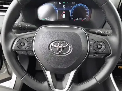 Photo 8 Toyota Rav4  Hybride 218 ch 2WD