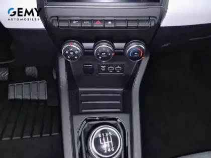 Photo 13 Renault Clio  TCe 90