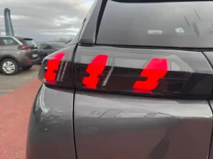 Photo 46 Peugeot 2008  PureTech 130 S&S EAT8