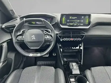 Photo 67 Peugeot 2008  PureTech 130 S&S EAT8