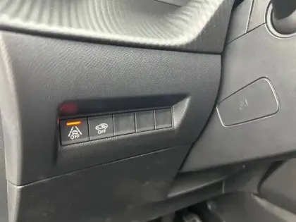 Photo 88 Peugeot 2008  PureTech 130 S&S EAT8