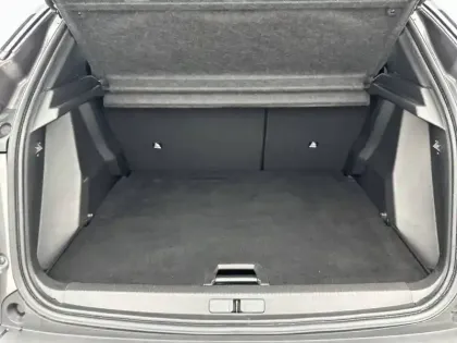 Photo 65 Peugeot 2008  PureTech 130 S&S EAT8