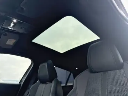 Photo 28 Peugeot 2008  PureTech 130 S&S EAT8