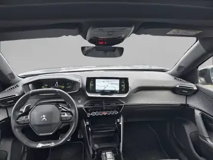 Photo 37 Peugeot 2008  PureTech 130 S&S EAT8