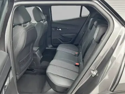 Photo 71 Peugeot 2008  PureTech 130 S&S EAT8