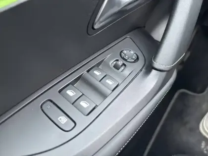 Photo 56 Peugeot 2008  PureTech 130 S&S EAT8