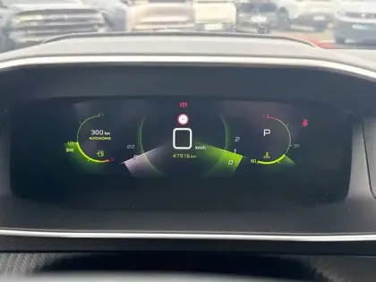 Photo 39 Peugeot 2008  PureTech 130 S&S EAT8