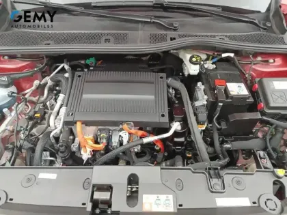 Photo 14 Peugeot 208  Electrique 50 kWh 136ch