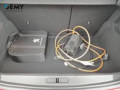Photo 5 Peugeot 208  Electrique 50 kWh 136ch