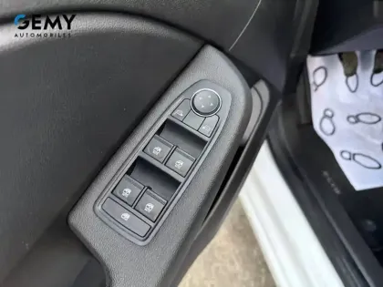 Photo 11 Renault Clio Gén. V (BJA) Ph2 Evolution 5