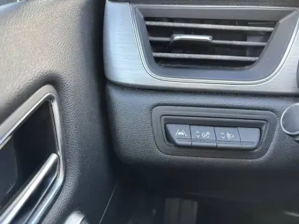 Photo 32 Renault Captur  TCe 130 EDC FAP