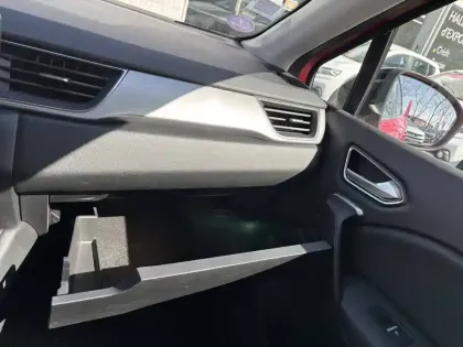 Photo 39 Renault Captur  TCe 130 EDC FAP