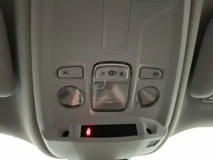 Photo 25 Peugeot 2008  PureTech 130 S&S BVM6