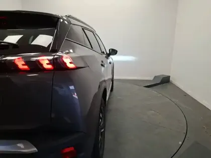 Photo 26 Peugeot 2008  PureTech 130 S&S BVM6