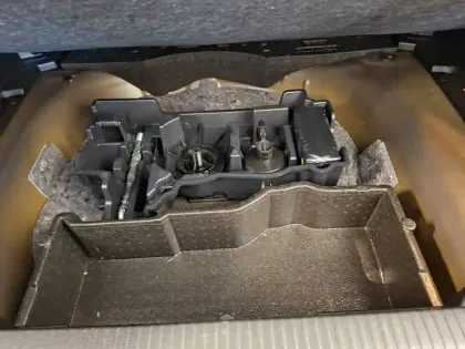 Photo 8 Peugeot 2008  PureTech 130 S&S BVM6